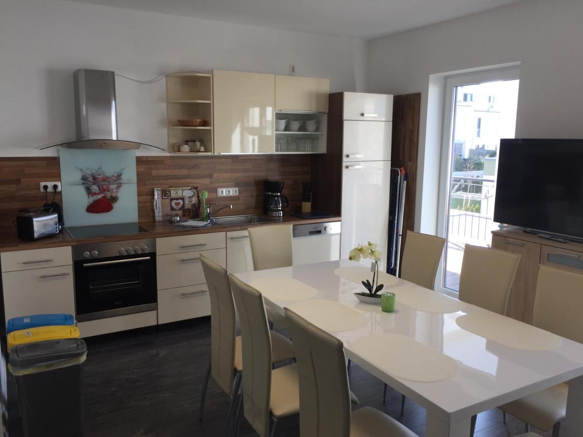 Appartements Am Hafen Цвенкау Екстер'єр фото