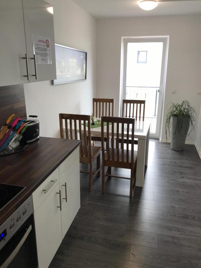 Appartements Am Hafen Цвенкау Екстер'єр фото