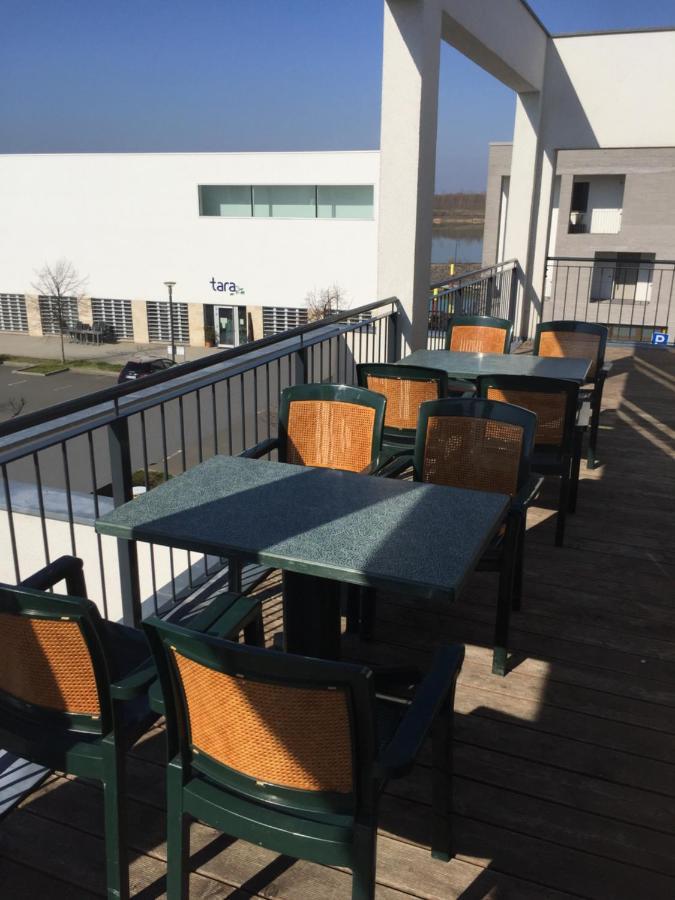 Appartements Am Hafen Цвенкау Екстер'єр фото