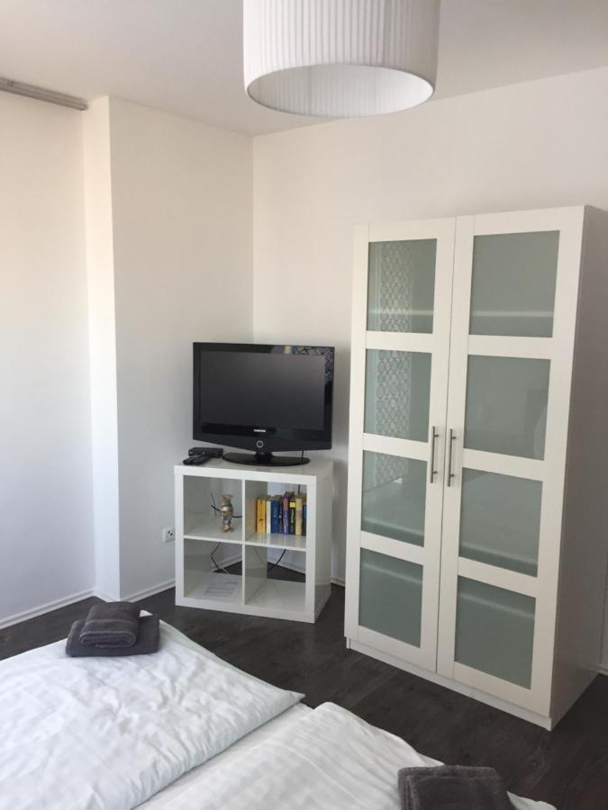 Appartements Am Hafen Цвенкау Екстер'єр фото