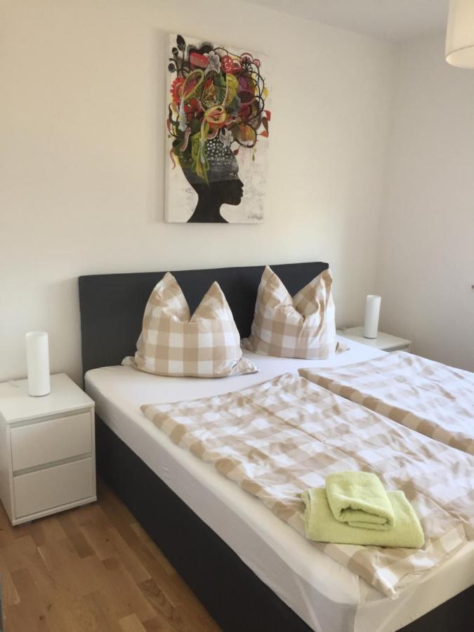 Appartements Am Hafen Цвенкау Екстер'єр фото