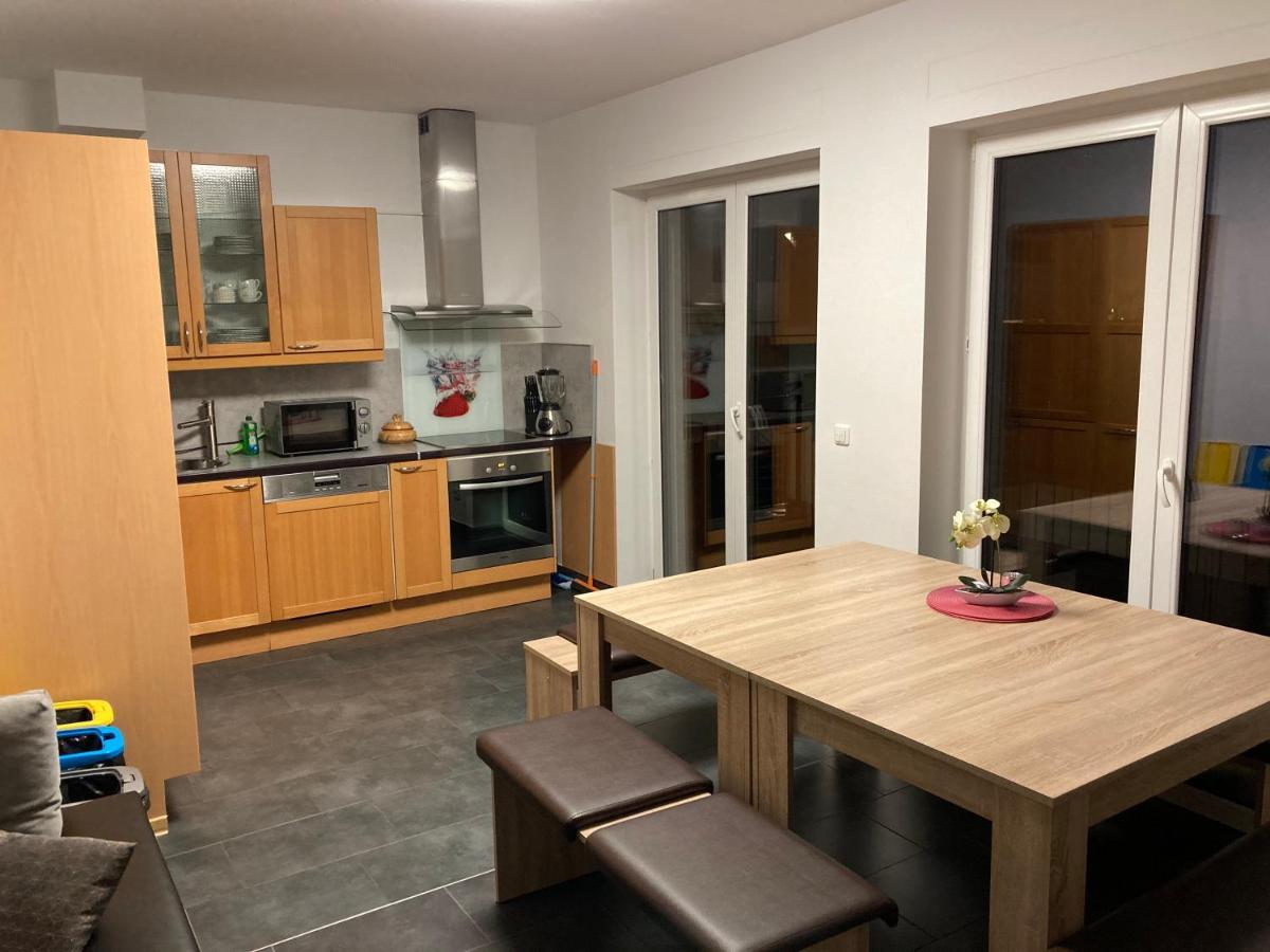 Appartements Am Hafen Цвенкау Екстер'єр фото